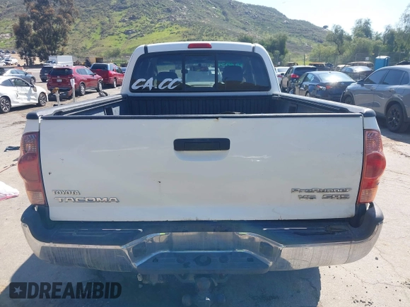 2005 Toyota Tacoma PreRunner z VIN 5TETU62N25Z062181, wystawiony jako IAAI lot #41837178 z przebiegiem 236 480 mil mil oraz . Historia ofert i sprzedaży dostępna na DreamBid. Obrazek 17.