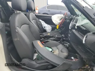 2014 MINI Convertible S с VIN WMWZP3C5XET706231, выставлен на аукционе Copart как лот 55610615 с пробегом 70 416 миль миль и Списание • Salvage title. История ставок и продаж доступна на DreamBid. Изображение 7.