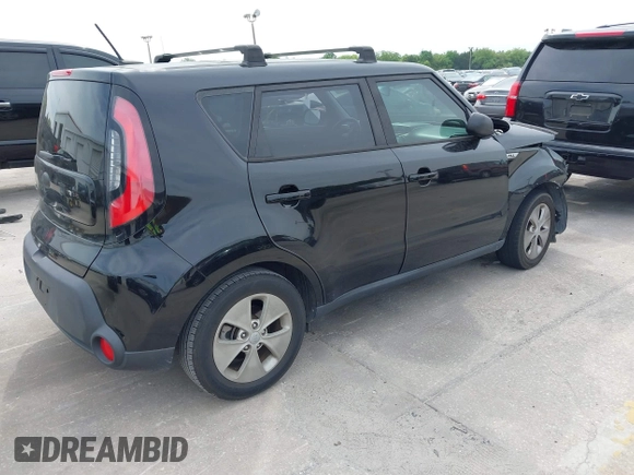 2016 Kia Soul with VIN KNDJN2A26G7377791, listed as a IAAI auction lot 41853936 with 110,023 mi miles. Bid and sale history available at carsss.com. Image 4.