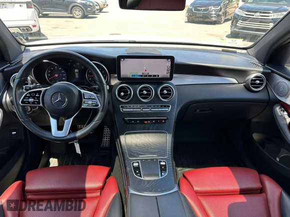 2020 Mercedes-Benz GLC 300 z VIN WDC0G8EB6LF742144, wystawiony jako Copart lot #57824515 z przebiegiem 104 234 mil mil oraz Czysty tytuł • Clean title. Historia ofert i sprzedaży dostępna na DreamBid. Obrazek 8.