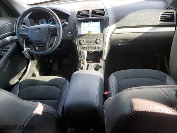 2019 Ford Explorer XLT with VIN 1FM5K7D81KGB39049, listed as a Copart auction lot 82164554 with 81,366 mi miles and Salvage Title. Bid and sale history available at carsss.com. Image 8.