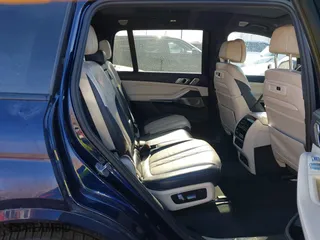 2021 BMW X7 M50i with VIN 5UXCX6C0XM9E15417, listed as a IAAI auction lot 41402910 with 70,768 mi miles. Bid and sale history available at carsss.com. Image 8.