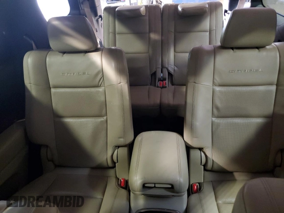 2015 Dodge Durango Citadel с VIN 1C4RDJEG0FC772142, выставлен на аукционе Copart как лот 61495275 с пробегом 197 736 миль миль и Списание • Salvage title. История ставок и продаж доступна на DreamBid. Изображение 10.