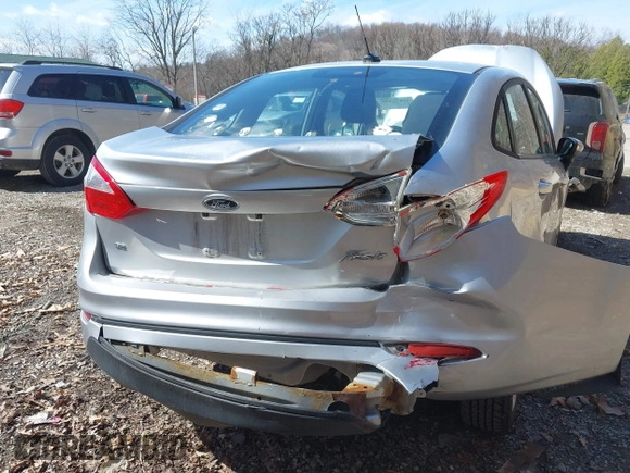 2016 Ford Fiesta SE with VIN 3FADP4BJ4GM106538, listed as a IAAI auction lot 41871345 with 123,847 mi miles. Bid and sale history available at carsss.com. Image 6.