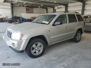 2007 Jeep Grand Cherokee Overland with VIN 1J8HR682X7C609308, listed as a Copart auction lot 52424375 with 204,412 mi miles and Clean Title. Bid and sale history available at carsss.com. Image 1.