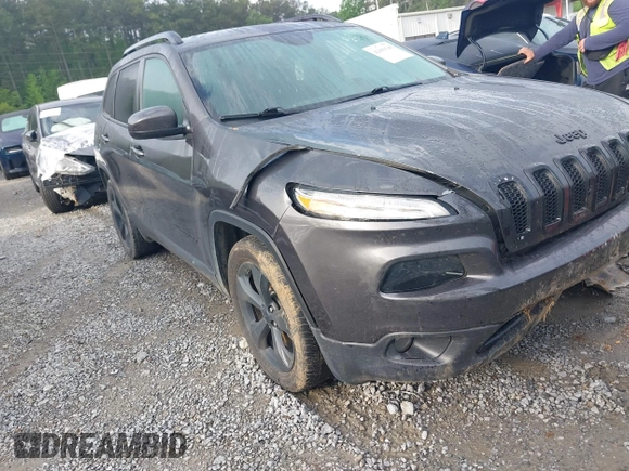 2018 Jeep Cherokee Latitude with VIN 1C4PJLCB4JD513885, listed as a IAAI auction lot 42091548 with 161,339 mi miles and . Bid and sale history available at DreamBid. Image 1.