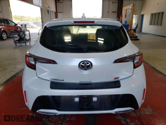 2022 Toyota Corolla Hatchback SE with VIN JTND4MBE4N3182793, listed as a Copart auction lot 69609184 with 21,813 mi miles and Salvage Title. Bid and sale history available at carsss.com. Image 6.