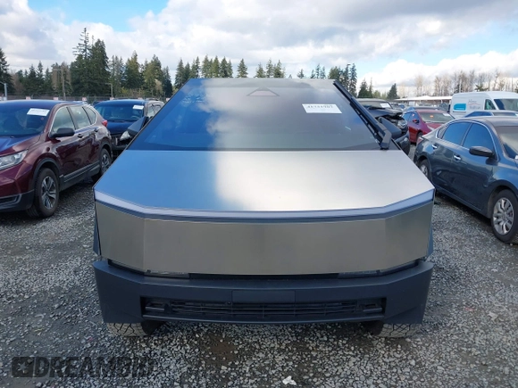 2024 Tesla Cybertruck with VIN 7G2CEHED8RA015749, listed as a IAAI auction lot 41731902 with 13,822 mi miles. Bid and sale history available at carsss.com. Image 13.