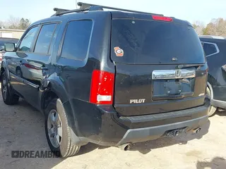 2011 Honda Pilot EX-L with VIN 5FNYF4H65BB053914, listed as a IAAI auction lot 41599171 with 230,186 mi miles and . Bid and sale history available at carsss.com. Image 3.