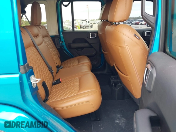 2020 Jeep Wrangler Unlimited Sahara with VIN 1C4HJXEN6LW231189, listed as a IAAI auction lot 41395059 with 59,399 mi miles. Bid and sale history available at carsss.com. Image 8.