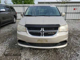 2014 Dodge Grand Caravan SXT z VIN 2C4RDGCG1ER214411, wystawiony jako Copart lot #55497065 z przebiegiem 176 662 mil mil oraz Czysty tytuł • Clean title. Historia ofert i sprzedaży dostępna na DreamBid. Obrazek 5.
