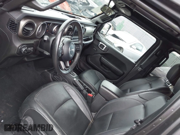 2019 Jeep Wrangler Unlimited Sport S с VIN 1C4HJXDG6KW571640, выставлен на аукционе IAAI как лот 42299078 с пробегом 51 928 миль миль и . История ставок и продаж доступна на DreamBid. Изображение 18.