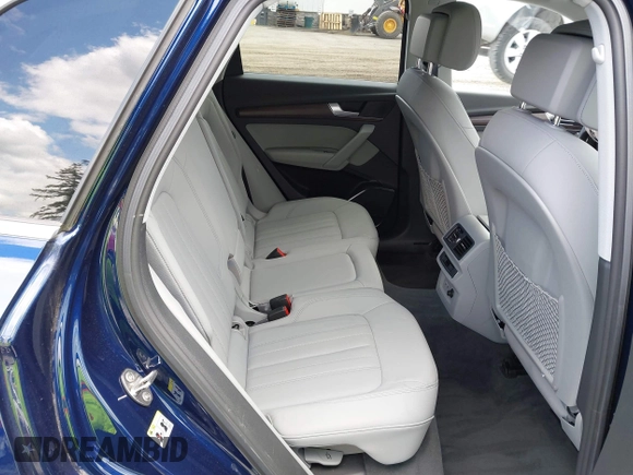 2021 Audi Q5 Premium z VIN WA1AAAFY6M2023257, wystawiony jako IAAI lot #42327039 z przebiegiem 21 736 mil mil oraz . Historia ofert i sprzedaży dostępna na DreamBid. Obrazek 8.
