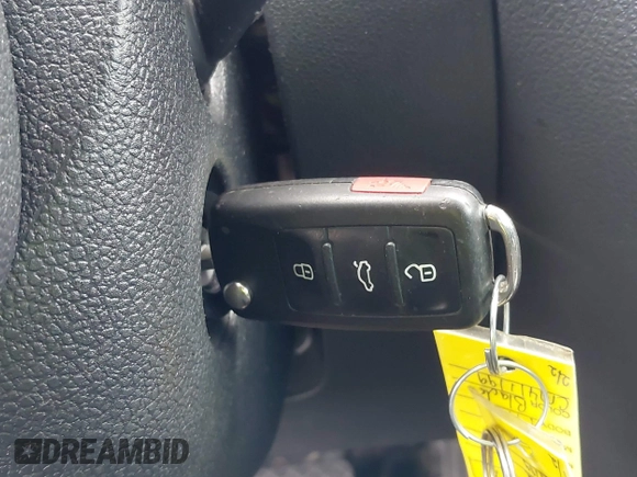 2012 Volkswagen Jetta SE с VIN 3VWDX7AJ4CM411199, выставлен на аукционе IAAI как лот 42535994 с пробегом 148 475 миль миль и . История ставок и продаж доступна на DreamBid. Изображение 11.