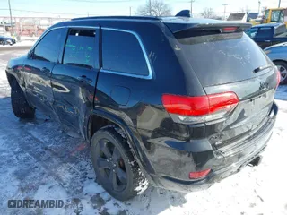 2015 Jeep Grand Cherokee Altitude with VIN 1C4RJFAG6FC724592, listed as a IAAI auction lot 41525448 with 173,306 mi miles. Bid and sale history available at carsss.com. Image 3.