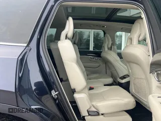 2017 Volvo XC90 Momentum with VIN YV4A22PK4H1122879, listed as a IAAI auction lot 41604685 with 164,460 mi miles. Bid and sale history available at carsss.com. Image 8.