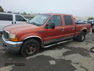 2001 Ford F-250 XL with VIN 1FTNW20F01ED87075, listed as a Copart auction lot 85067444 with 318,366 mi miles and Salvage title. Bid and sale history available at DreamBid. Image 1.
