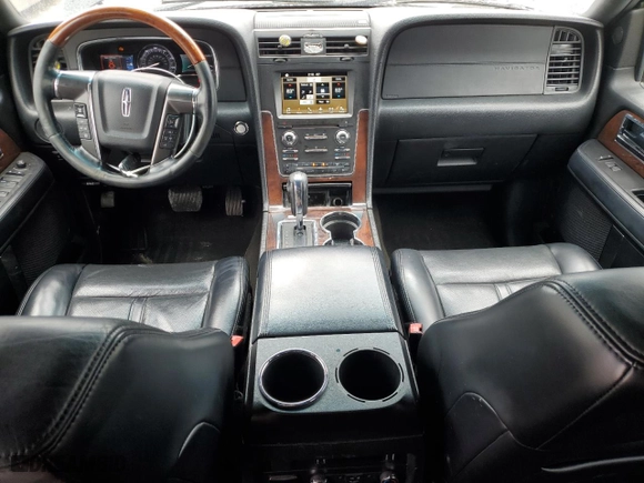 2017 Lincoln Navigator L Select with VIN 5LMJJ3JT8HEL11288, listed as a Copart auction lot 49580065 with 153,808 mi miles and Salvage Title. Bid and sale history available at carsss.com. Image 8.