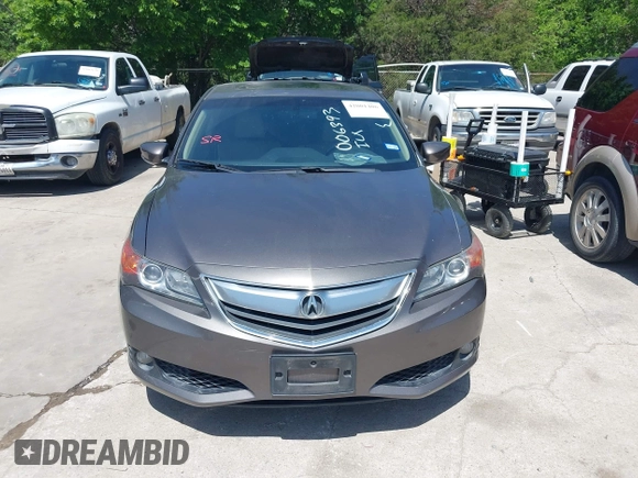 2013 Acura ILX Premium Pkg with VIN 19VDE1F55DE006393, listed as a IAAI auction lot 42001406 with 117,105 mi miles. Bid and sale history available at carsss.com. Image 12.