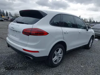 2017 Porsche Cayenne with VIN WP1AA2A23HKA89803, listed as a IAAI auction lot 41939952 with 79,239 mi miles. Bid and sale history available at carsss.com. Image 4.