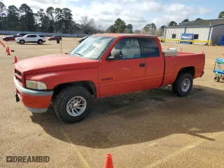 1998 Dodge Ram 1500 with VIN 3B7HC12Y3WM289125, listed as a Copart auction lot 43447375 with 229,878 mi miles and Clean Title. Bid and sale history available at carsss.com. Image 1.