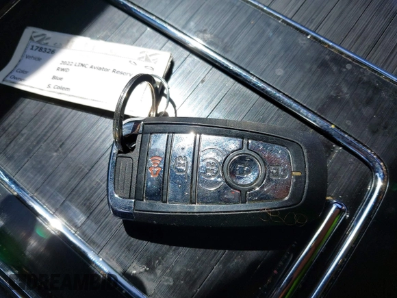 2022 Lincoln Aviator Reserve z VIN 5LM5J7WC8NGL12197, wystawiony jako IAAI lot #41791410 z przebiegiem 68 201 mil mil oraz . Historia ofert i sprzedaży dostępna na DreamBid. Obrazek 11.