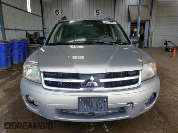 2008 Mitsubishi Endeavor LS with VIN 4A4MM21S78E013451, listed as a Copart auction lot 46529105 with 131,237 mi miles and Clean title. Bid and sale history available at DreamBid. Image 5.