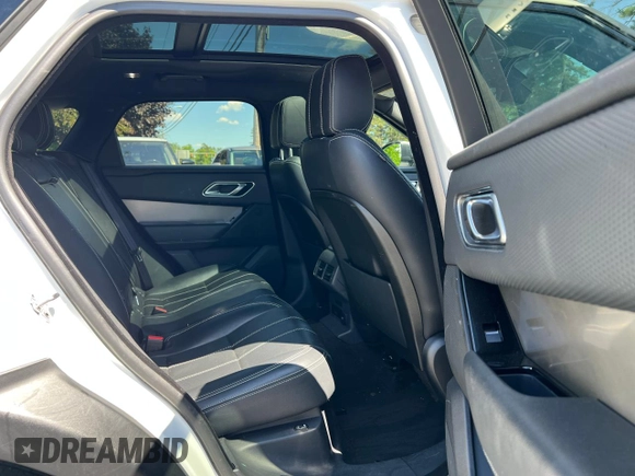 2019 Land Rover Range Rover Velar S with VIN SALYB2EX4KA797258, listed as a Copart auction lot 58987705 with 159,975 mi miles and Clean title. Bid and sale history available at DreamBid. Image 6.