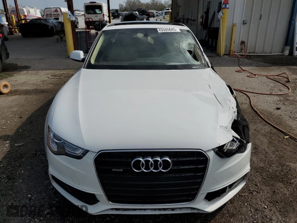 2016 Audi A5 Premium z VIN WAUD2AFR8GA002278, wystawiony jako Copart lot #43505645 z przebiegiem 68 979 mil mil oraz Szkoda całkowita • Salvage title. Historia ofert i sprzedaży dostępna na DreamBid. Obrazek 5.