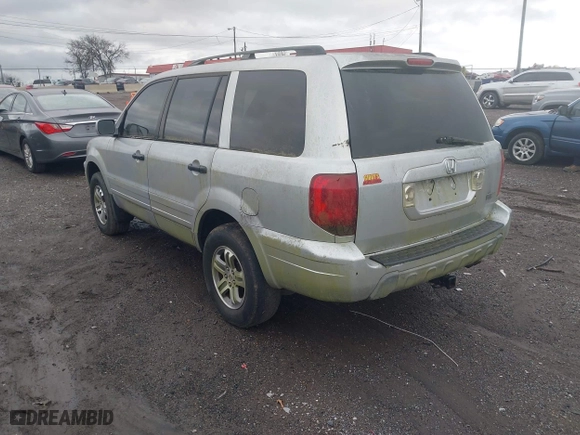 2003 Honda Pilot EX with VIN 2HKYF18533H604995, listed as a IAAI auction lot 41936058 with 205,848 mi miles. Bid and sale history available at carsss.com. Image 3.