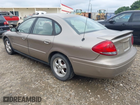 2005 Ford Taurus SE с VIN 1FAHP53285A177492, выставлен на аукционе IAAI как лот 42490543 с пробегом Не указан миль и . История ставок и продаж доступна на DreamBid. Изображение 3.