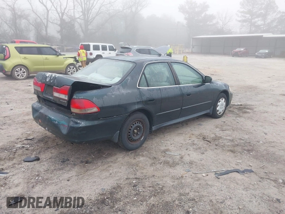 2001 Honda Accord LX z VIN 1HGCG56461A033694, wystawiony jako IAAI lot #41804320 z przebiegiem 250 000 mil mil oraz . Historia ofert i sprzedaży dostępna na DreamBid. Obrazek 4.