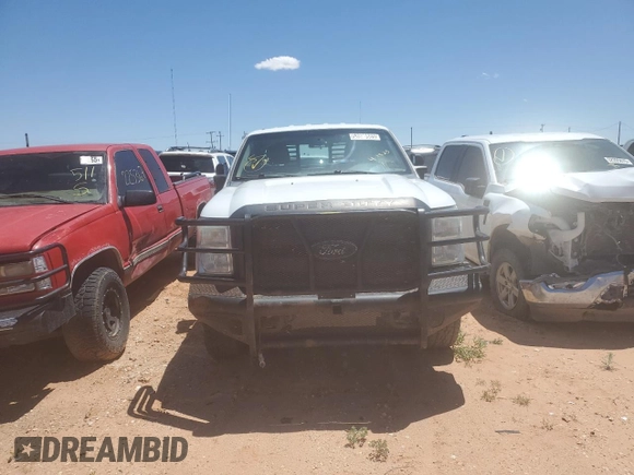 2015 Ford F-350 Platinum with VIN 1FT8W3BT6FEB82583, listed as a Copart auction lot 53999885 with 307,516 mi miles and Clean Title. Bid and sale history available at DreamBid. Image 5.