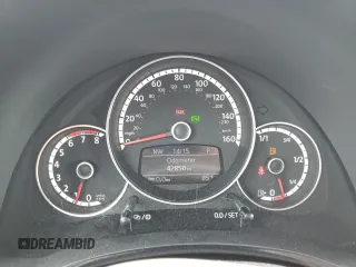 2015 Volkswagen Beetle Fleet Edition z VIN 3VWF17AT8FM656779, wystawiony jako Copart lot #60291145 z przebiegiem 42 850 mil mil oraz Szkoda całkowita • Salvage title. Historia ofert i sprzedaży dostępna na DreamBid. Obrazek 9.