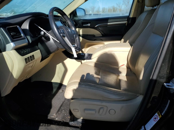 2015 Toyota Highlander Limited with VIN 5TDDCRFH6FS010841, listed as a Copart auction lot 89316875 with 75,873 mi miles and Salvage title. Bid and sale history available at DreamBid. Image 7.