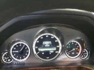 2013 Mercedes-Benz E 350 Luxury with VIN WDDHF8JB2DA706263, listed as a Copart auction lot 54741345 with 208,928 mi miles and Salvage Title. Bid and sale history available at DreamBid. Image 9.