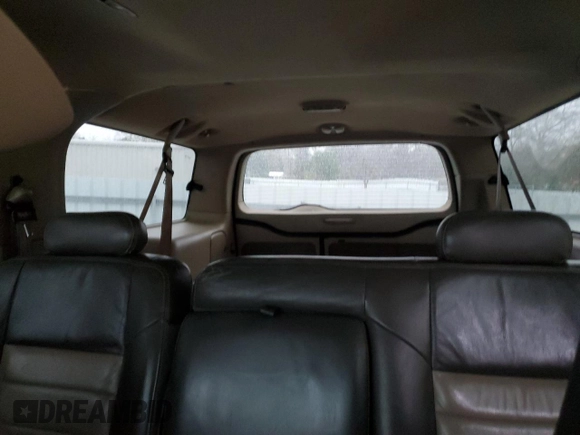 2003 Ford Excursion z VIN 1FMNU44S03ED68257, wystawiony jako Copart lot #88008655 z przebiegiem 242 751 mil mil oraz Czysty tytuł • Clean title. Historia ofert i sprzedaży dostępna na DreamBid. Obrazek 10.