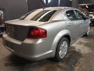 2014 Dodge Avenger SE with VIN 1C3CDZAB5EN228953, listed as a IAAI auction lot 41898027 with 33,731 mi miles. Bid and sale history available at carsss.com. Image 4.