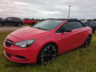 2017 Buick Cascada Sport Touring с VIN W04WJ3N52HG102796, выставлен на аукционе Copart как лот 74427574 с пробегом 55 712 миль миль и Списание • Salvage title. История ставок и продаж доступна на DreamBid. Изображение 1.