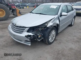 2007 Chrysler Sebring Touring z VIN 1C3LC56K27N567578, wystawiony jako IAAI lot #41507319 z przebiegiem 181 390 mil mil oraz . Historia ofert i sprzedaży dostępna na DreamBid. Obrazek 2.