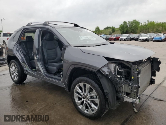 2022 Toyota RAV4 XLE Premium with VIN 2T3A1RFV7NC293473, listed as a Copart auction lot 58990175 with 30,095 mi miles and Salvage title. Bid and sale history available at DreamBid. Image 4.