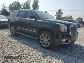 2016 GMC Yukon Denali with VIN 1GKS2CKJ5GR280180, listed as a Copart auction lot 71045264 with 170,694 mi miles and Clean Title. Bid and sale history available at carsss.com. Image 4.