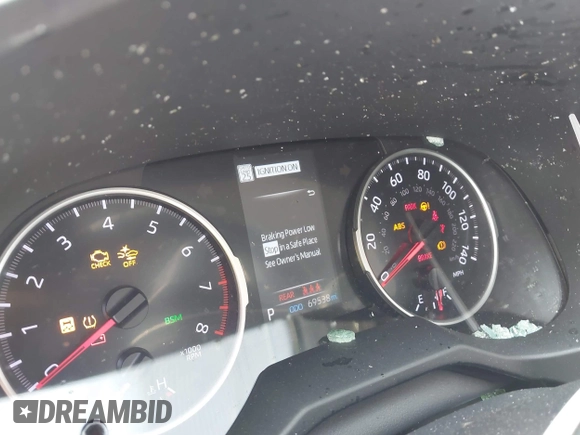 2022 Toyota RAV4 XLE with VIN 2T3P1RFV5NW260495, listed as a IAAI auction lot 42321407 with 69,538 mi miles and . Bid and sale history available at DreamBid. Image 7.