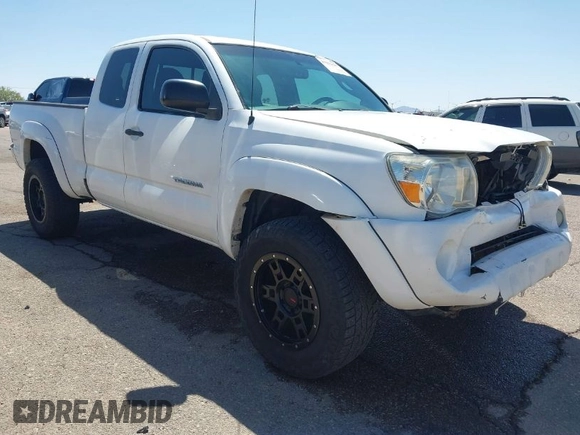 2010 Toyota Tacoma z VIN 5TEUU4EN3AZ725594, wystawiony jako IAAI lot #41951697 z przebiegiem 313 645 mil mil oraz . Historia ofert i sprzedaży dostępna na DreamBid. Obrazek 1.