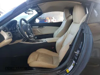 2011 BMW Z4 sDrive30i with VIN WBALM5C55BE378789, listed as a Copart auction lot 73832404 with 0 mi miles and Non Repairable. Bid and sale history available at carsss.com. Image 7.