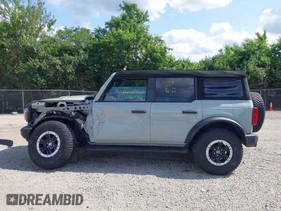 2024 Ford Bronco Big Bend с VIN 1FMDE7BH4RLA68548, выставлен на аукционе IAAI как лот 42540646 с пробегом 7 945 миль миль и . История ставок и продаж доступна на DreamBid. Изображение 15.