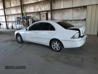 2001 Mercedes-Benz C 320 с VIN WDBRF64J61F085385, выставлен на аукционе Copart как лот 65039625 с пробегом 190 923 миль миль и Списание • Salvage title. История ставок и продаж доступна на DreamBid. Изображение 2.