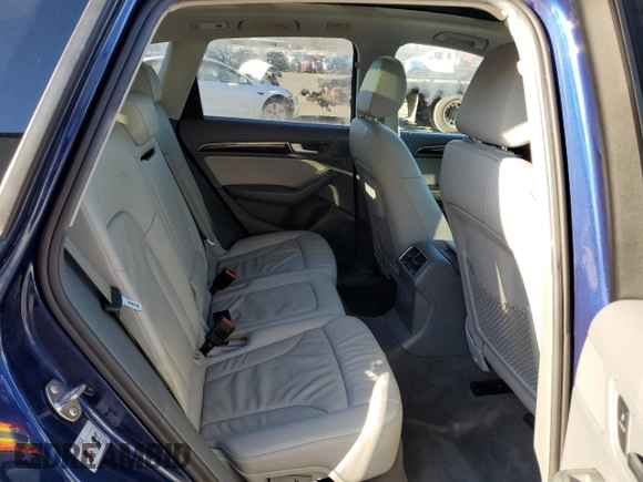 2014 Audi Q5 Premium Plus with VIN WA1LFAFP7EA050329, listed as a Copart auction lot 41518905 with 138,051 mi miles and Salvage Title. Bid and sale history available at carsss.com. Image 10.