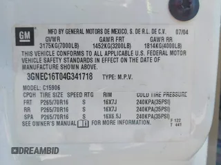 2004 Chevrolet Suburban LT with VIN 3GNEC16T04G341718, listed as a IAAI auction lot 41960398 with 228,523 mi miles. Bid and sale history available at carsss.com. Image 9.