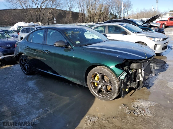 2021 Alfa Romeo Giulia Ti with VIN ZARFANBN2M7645829, listed as a Copart auction lot 45524315 with 58,368 mi miles and Salvage Title. Bid and sale history available at carsss.com. Image 4.